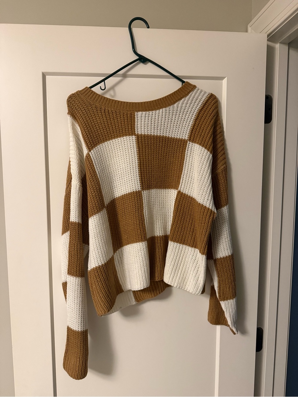 Love Tree Checkerboard Crewneck Sweater in Cream and Tan